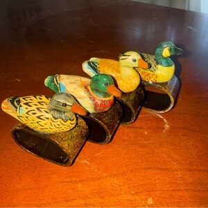 MCM 4pc Set Vtg Lifelike Lacquered Mallard Duck Napkin Ring Holders Cabin Lake